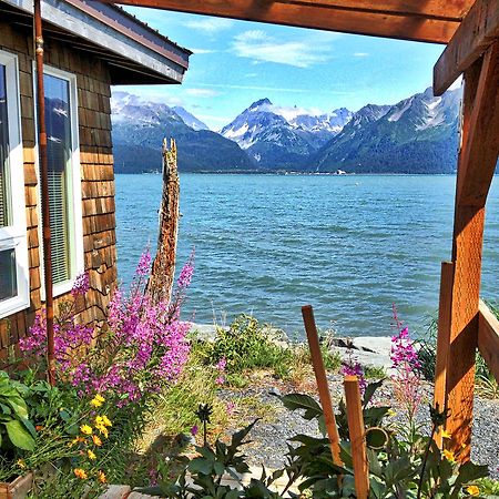 Resurrection Lodge On The Bay Seward Eksteriør bilde