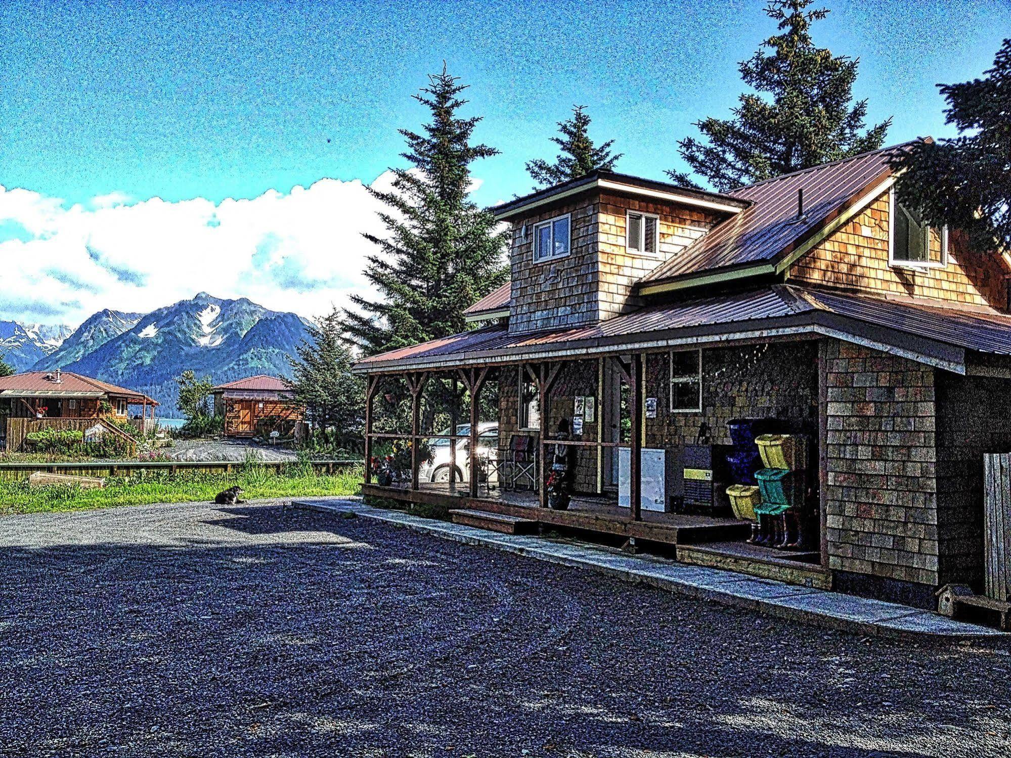 Resurrection Lodge On The Bay Seward Eksteriør bilde